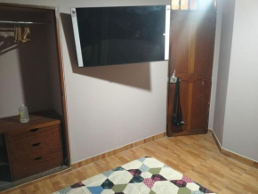 Habitación privada - baño, tv y closet incluido